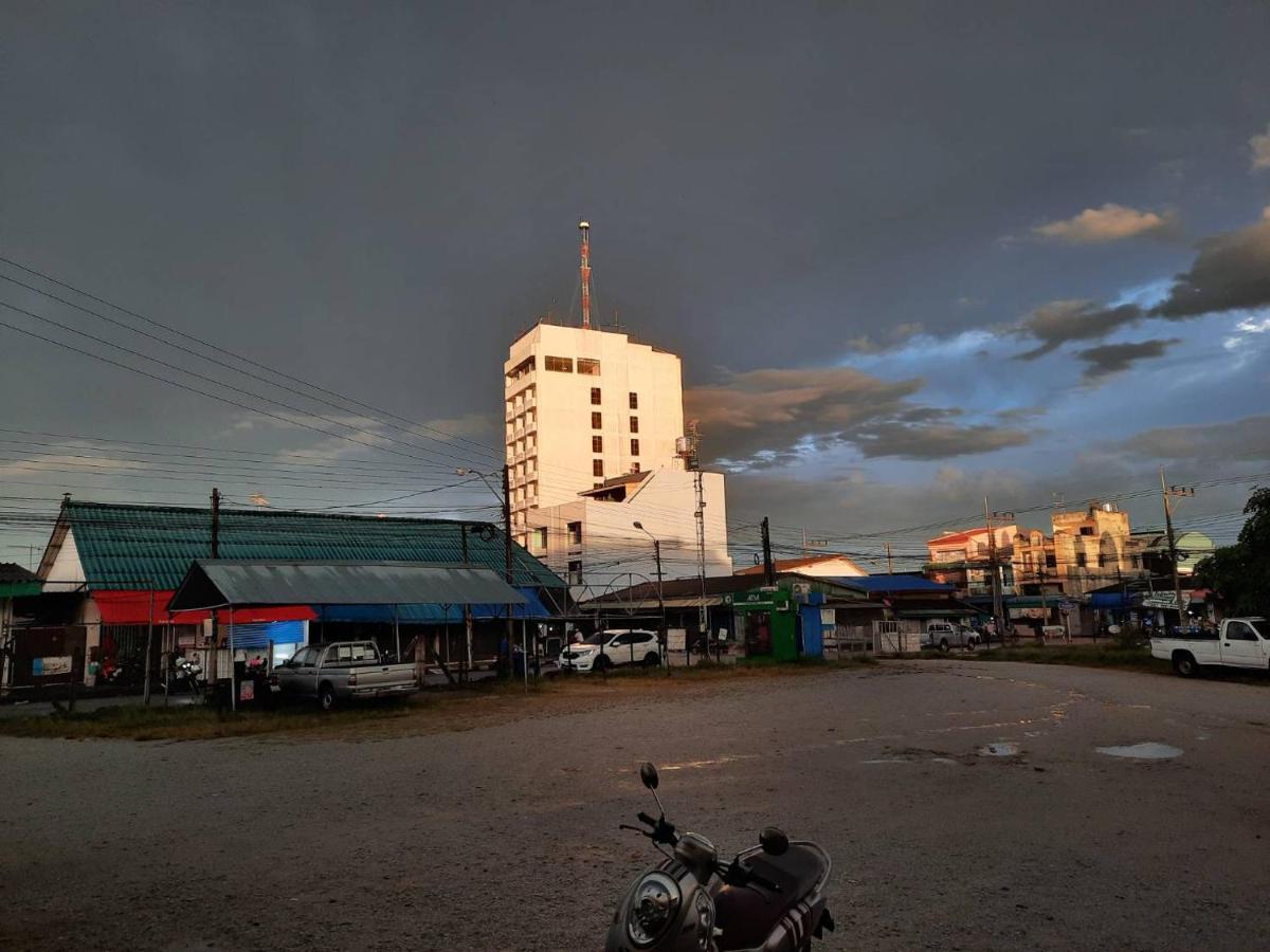 Intertower Hotel Sungai Kolok Екстер'єр фото