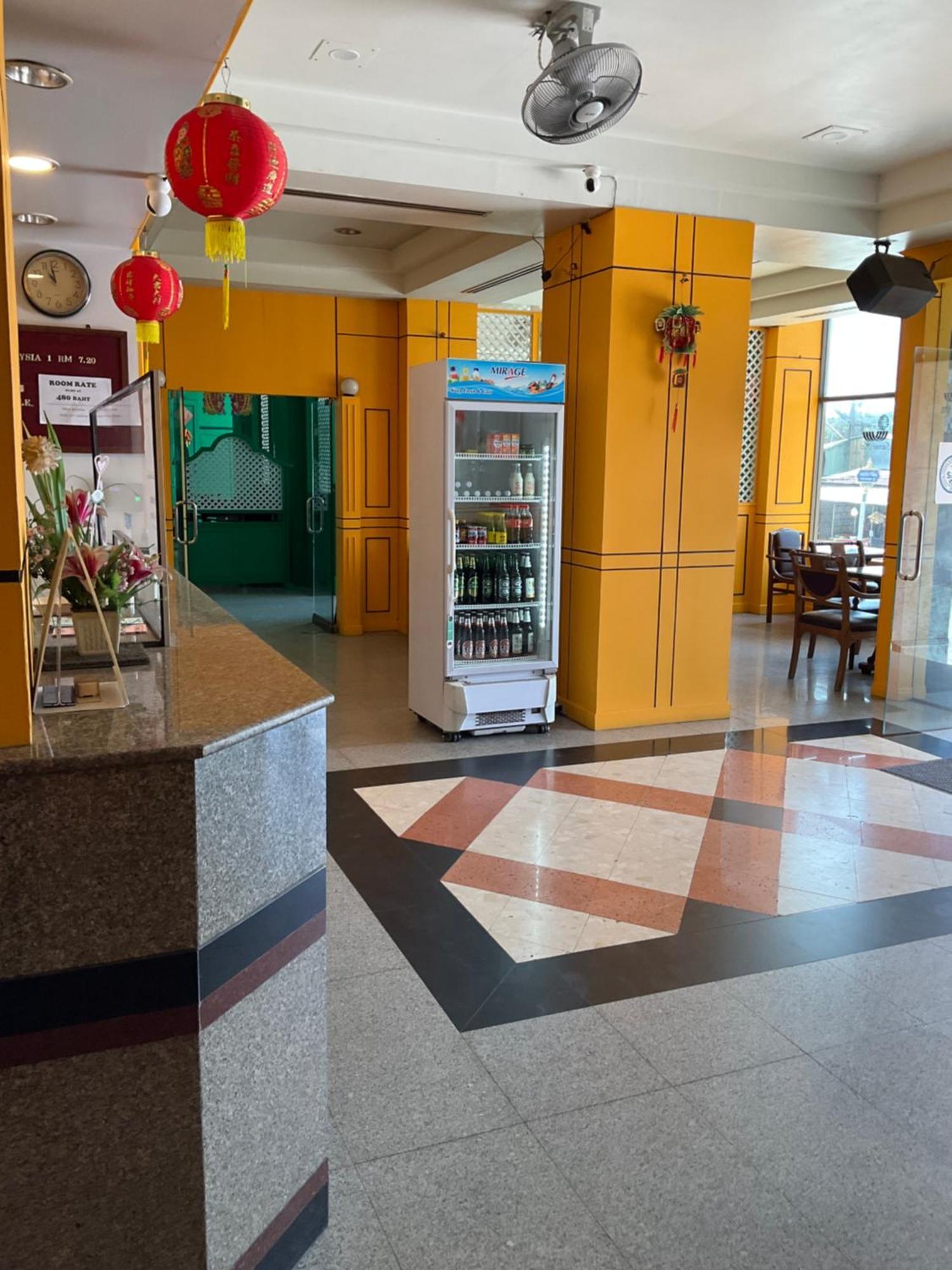 Intertower Hotel Sungai Kolok Екстер'єр фото